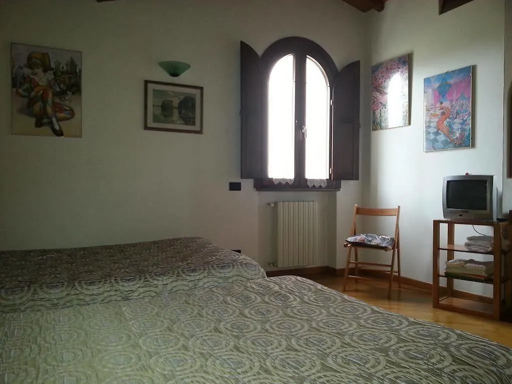 Bed&Breakfast Pianeta Benessere Pistoia 3*,